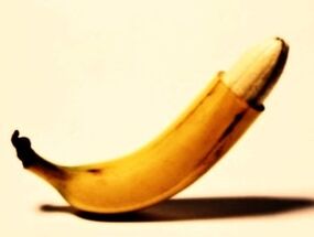 Bananen symboliséiert e vergréissert Penis